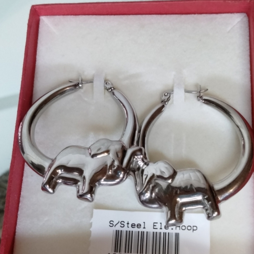 Elephant Silver Hoop Earrings Nwt